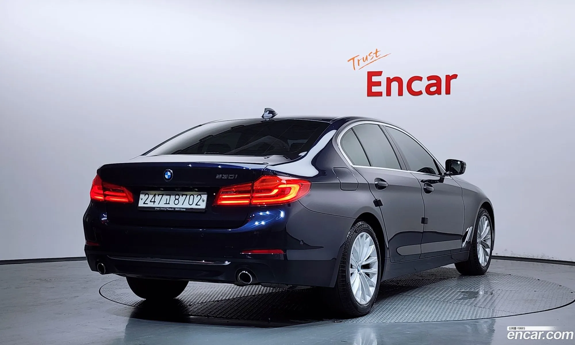 BMW 5 Series 2019 WBAJD3107KB318193 — 3