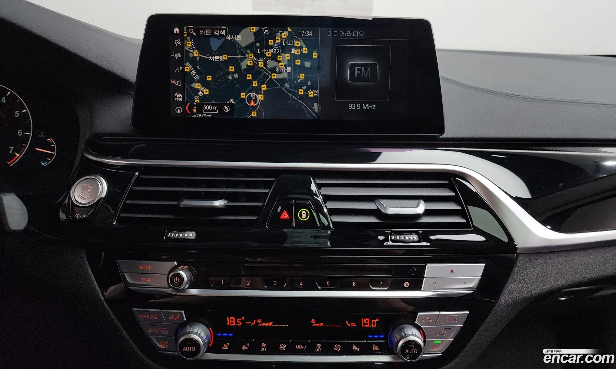 BMW 5 Series 2019 WBAJD3107KB318193 — 19