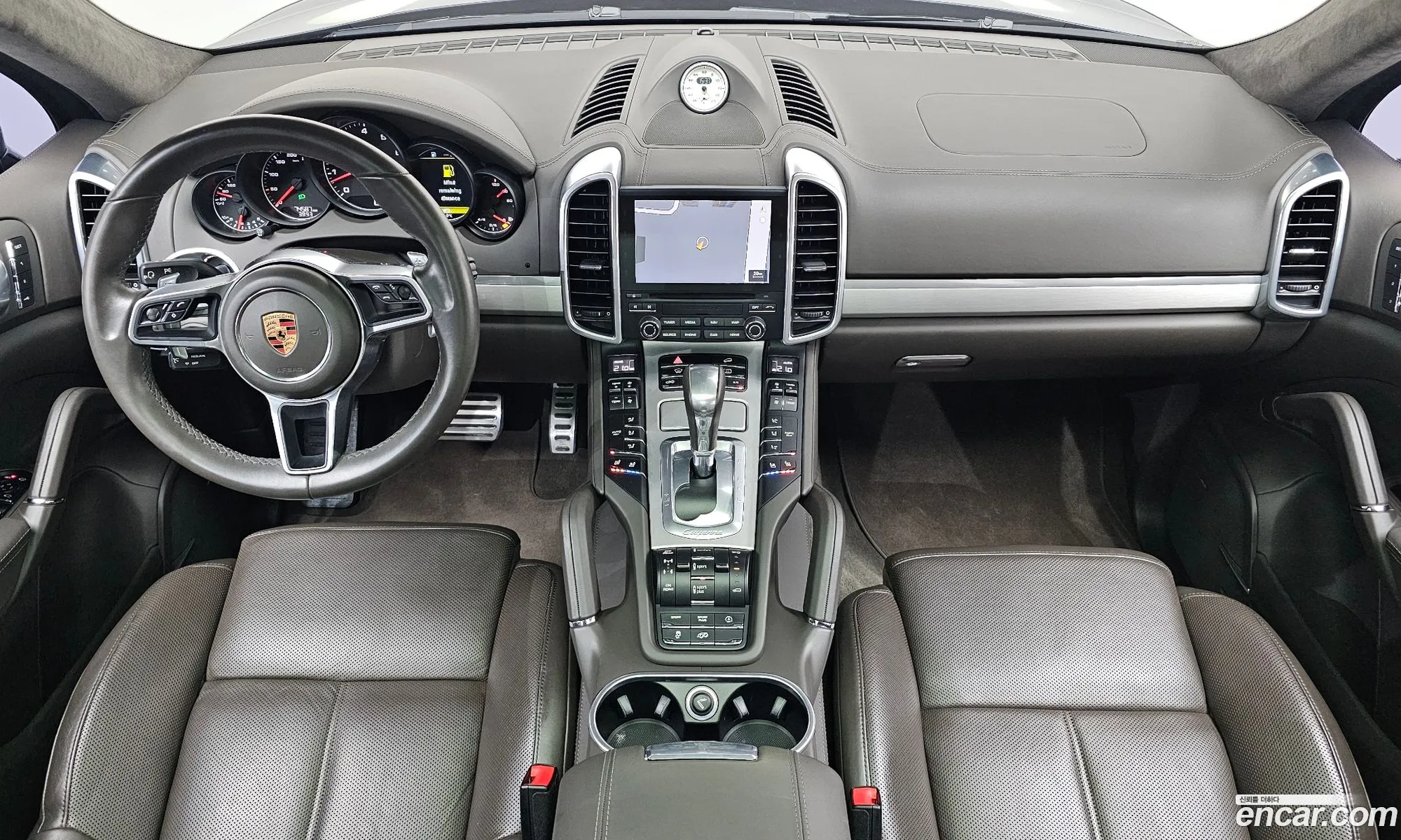 Porsche Cayenne 2017 WP1AD2926JLA80623 — 16
