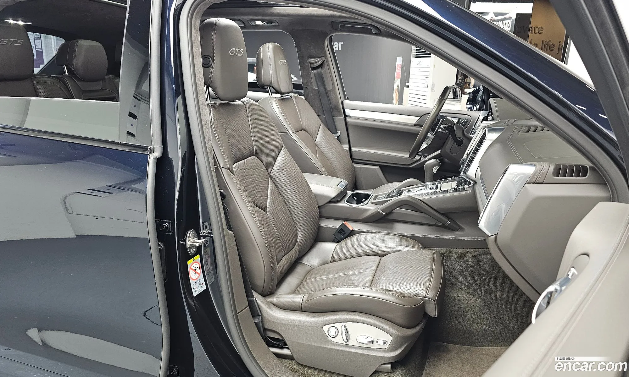Porsche Cayenne 2017 WP1AD2926JLA80623 — 9