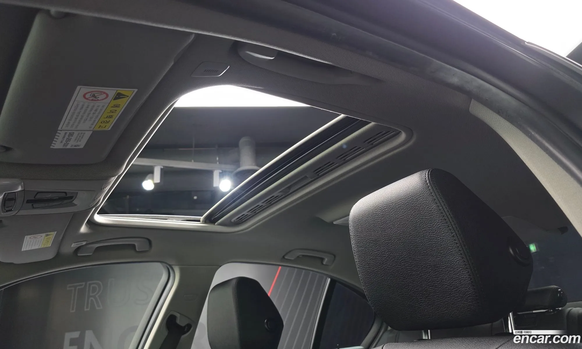 BMW 3 Series 2018 WBA8C5103JP843590 — 12