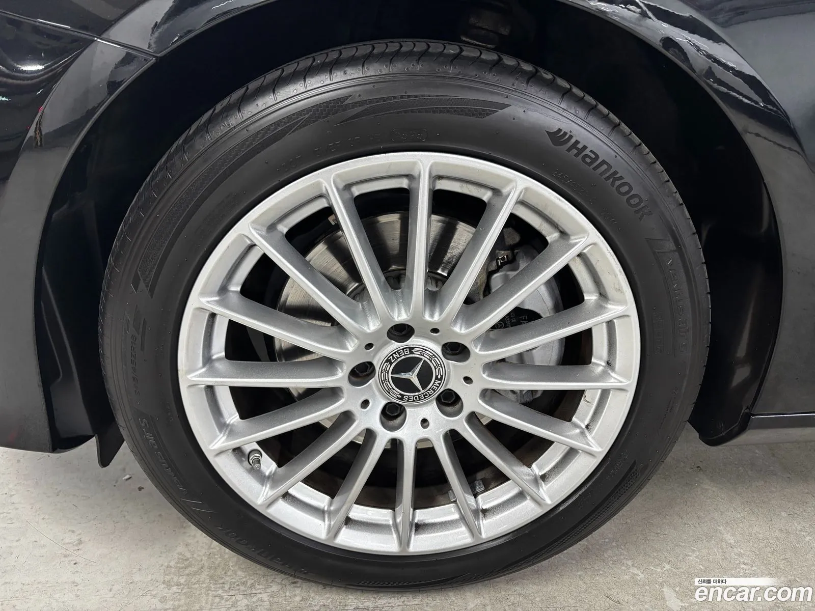 Mercedes-Benz E-Class W213 2022 — 11