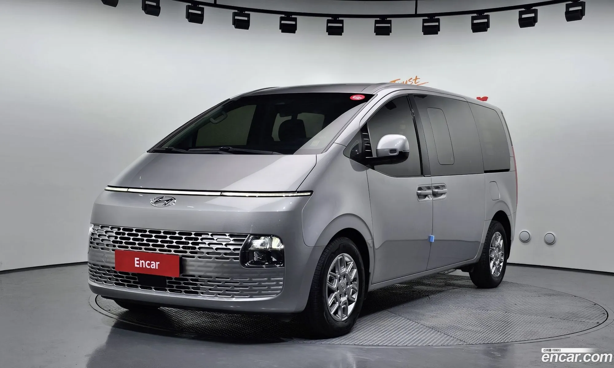 Hyundai Staria 2021 — 4