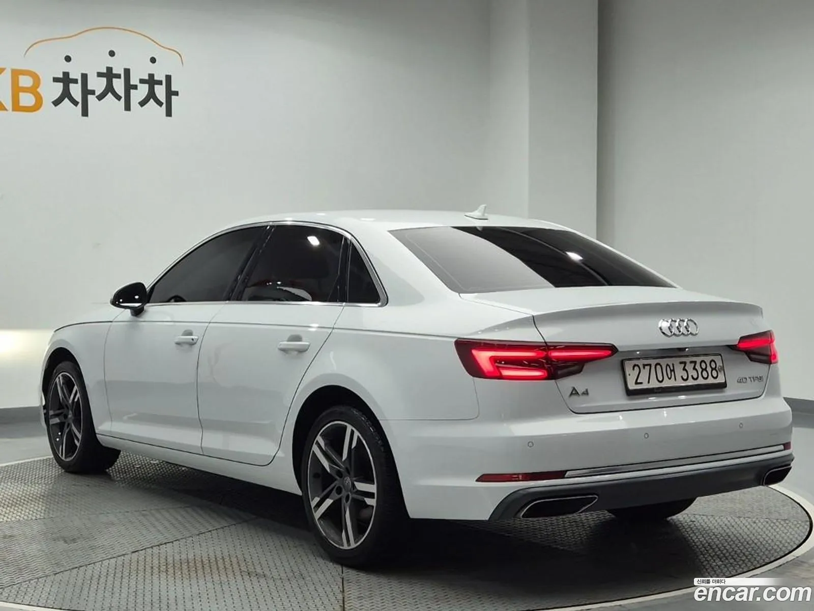 Audi A4 2019 — 10