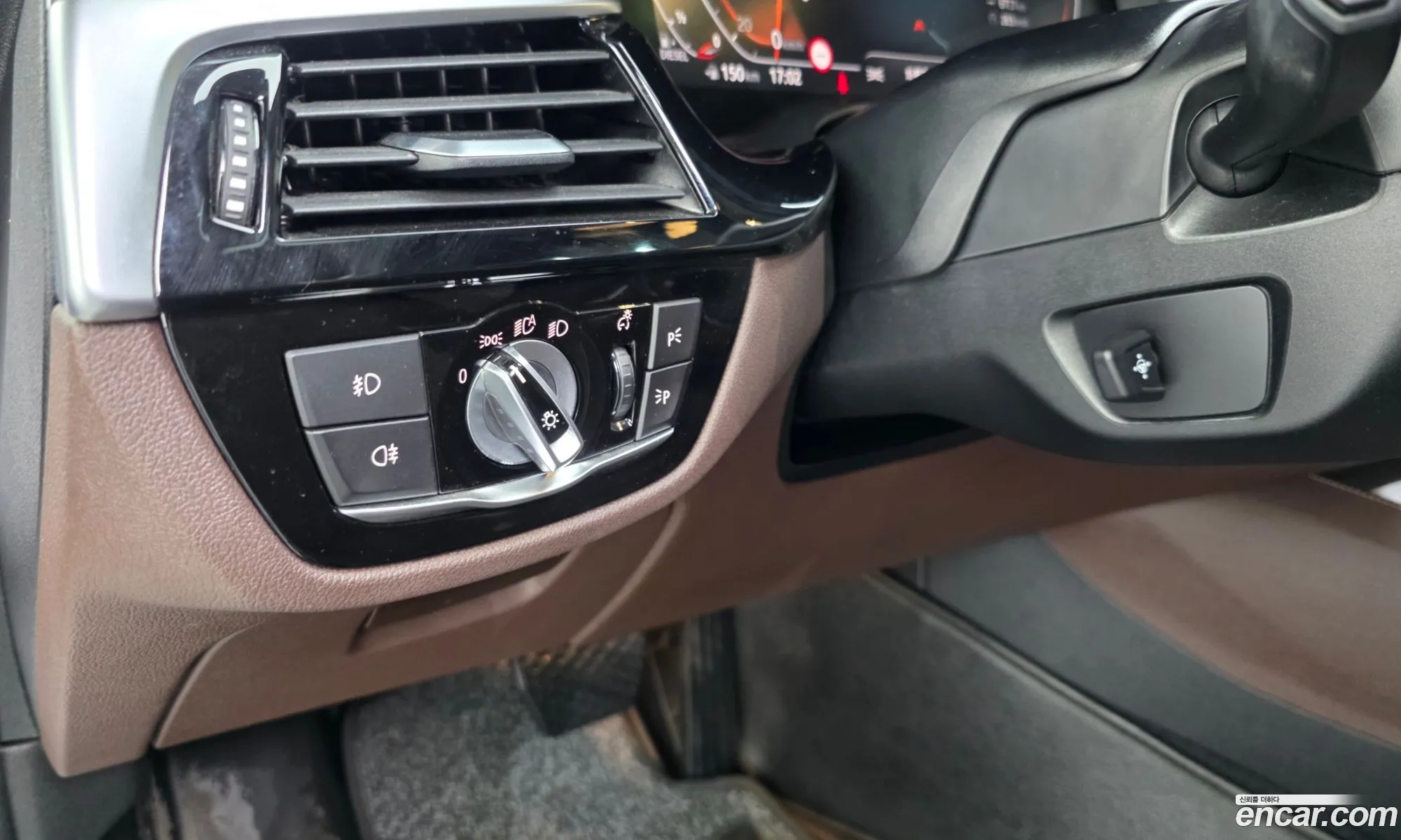 BMW 5 Series 2019 WBAJF310XLCD45946 — 22