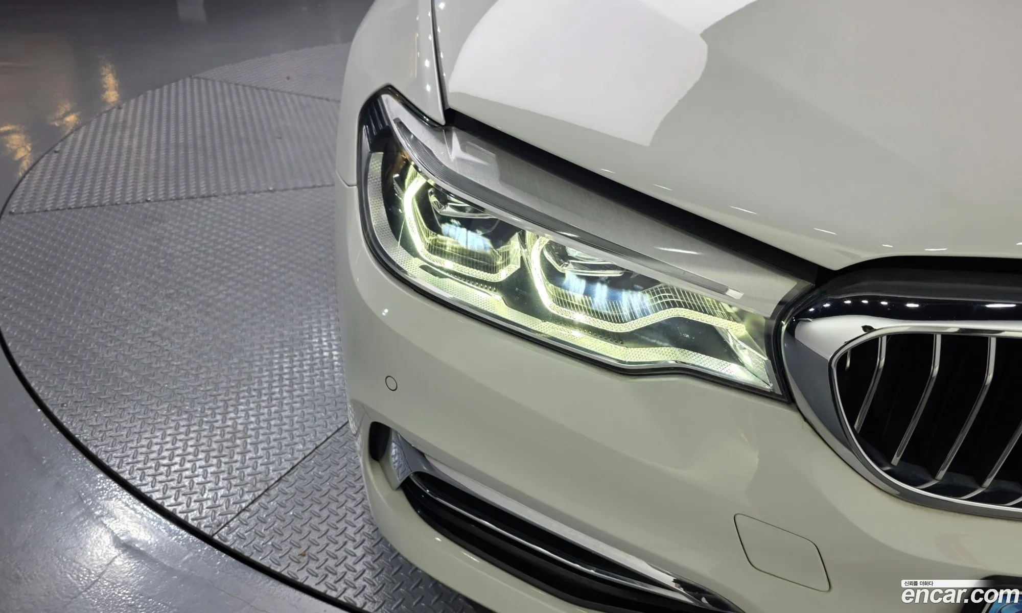 BMW 5 Series 2019 WBAJF310XLCD45946 — 29