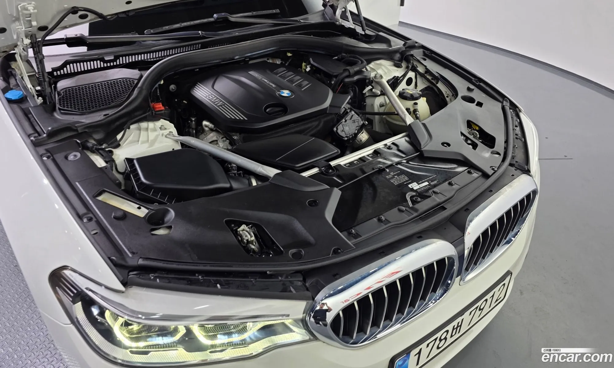 BMW 5 Series 2019 WBAJF310XLCD45946 — 8