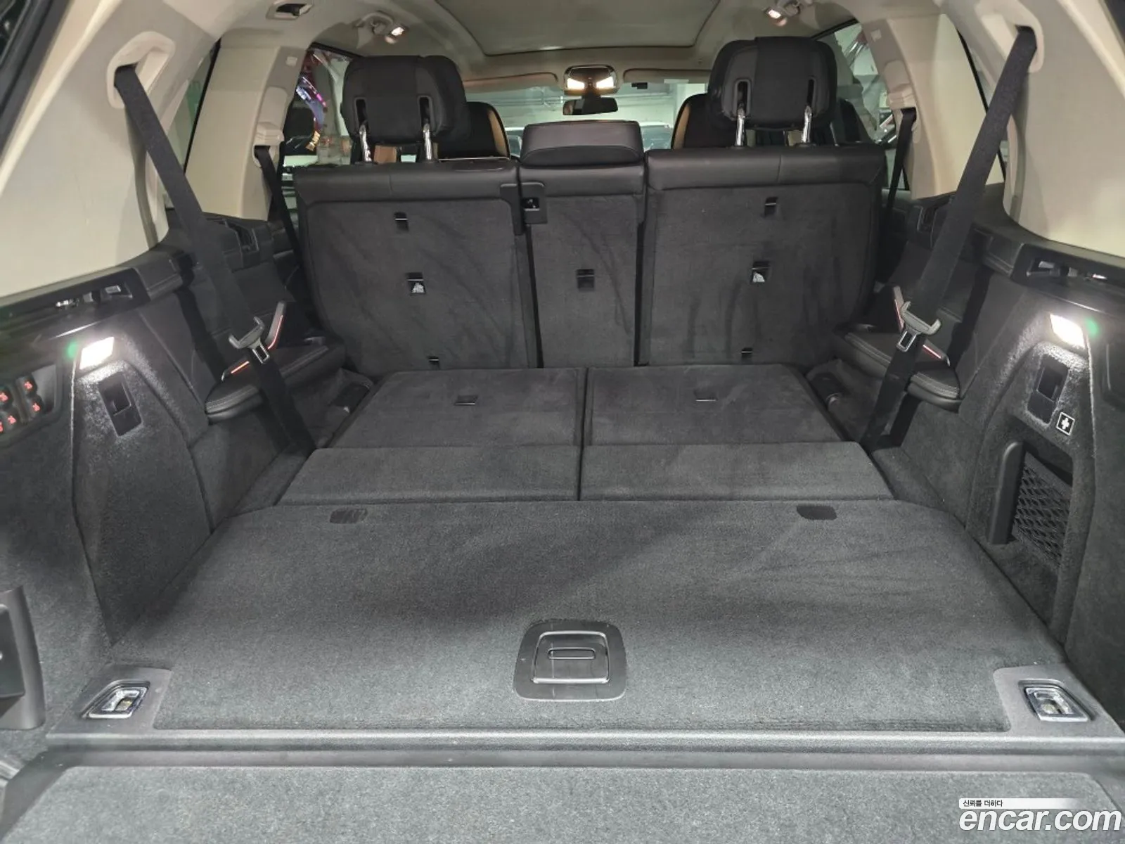 BMW X7 2021 — 7