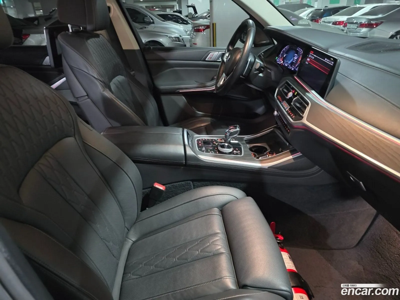 BMW X7 2021 — 11