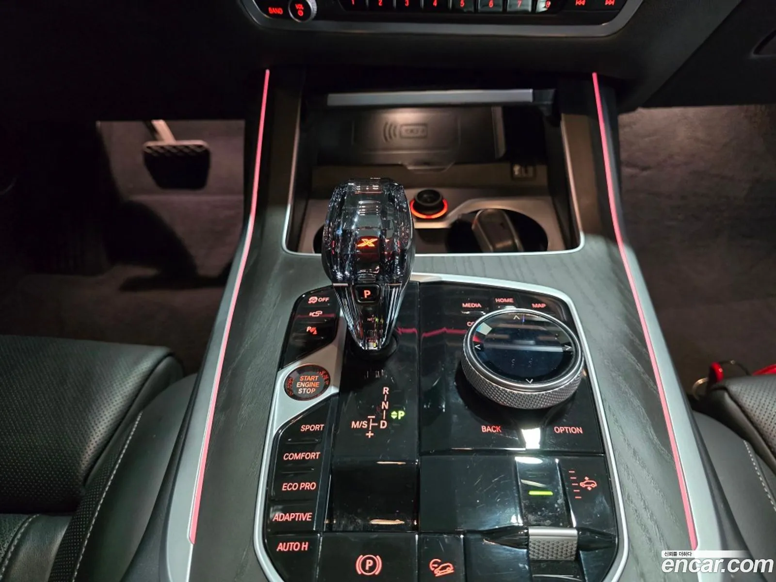 BMW X7 2021 — 18