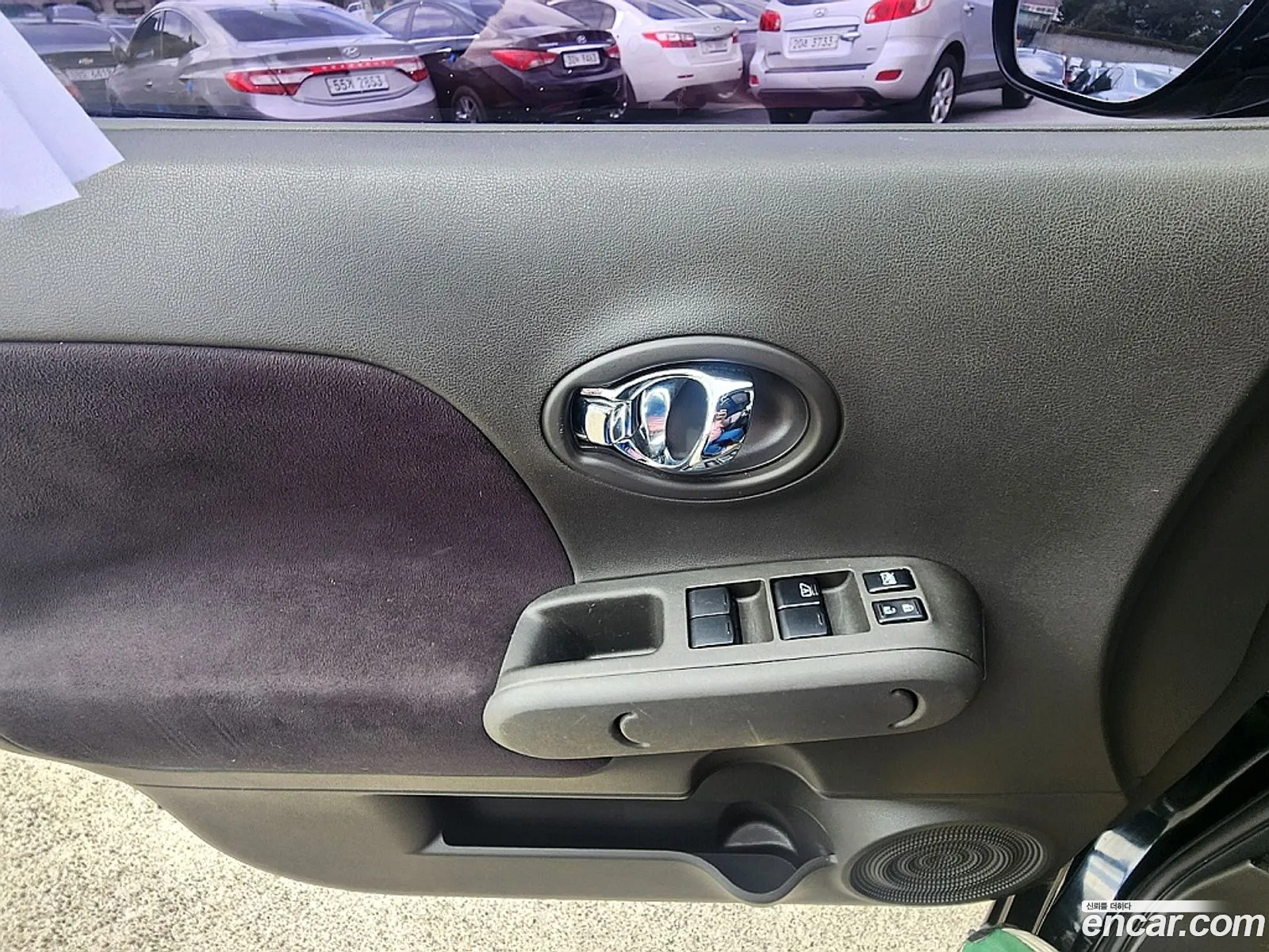 Nissan Cube 2011 — 12