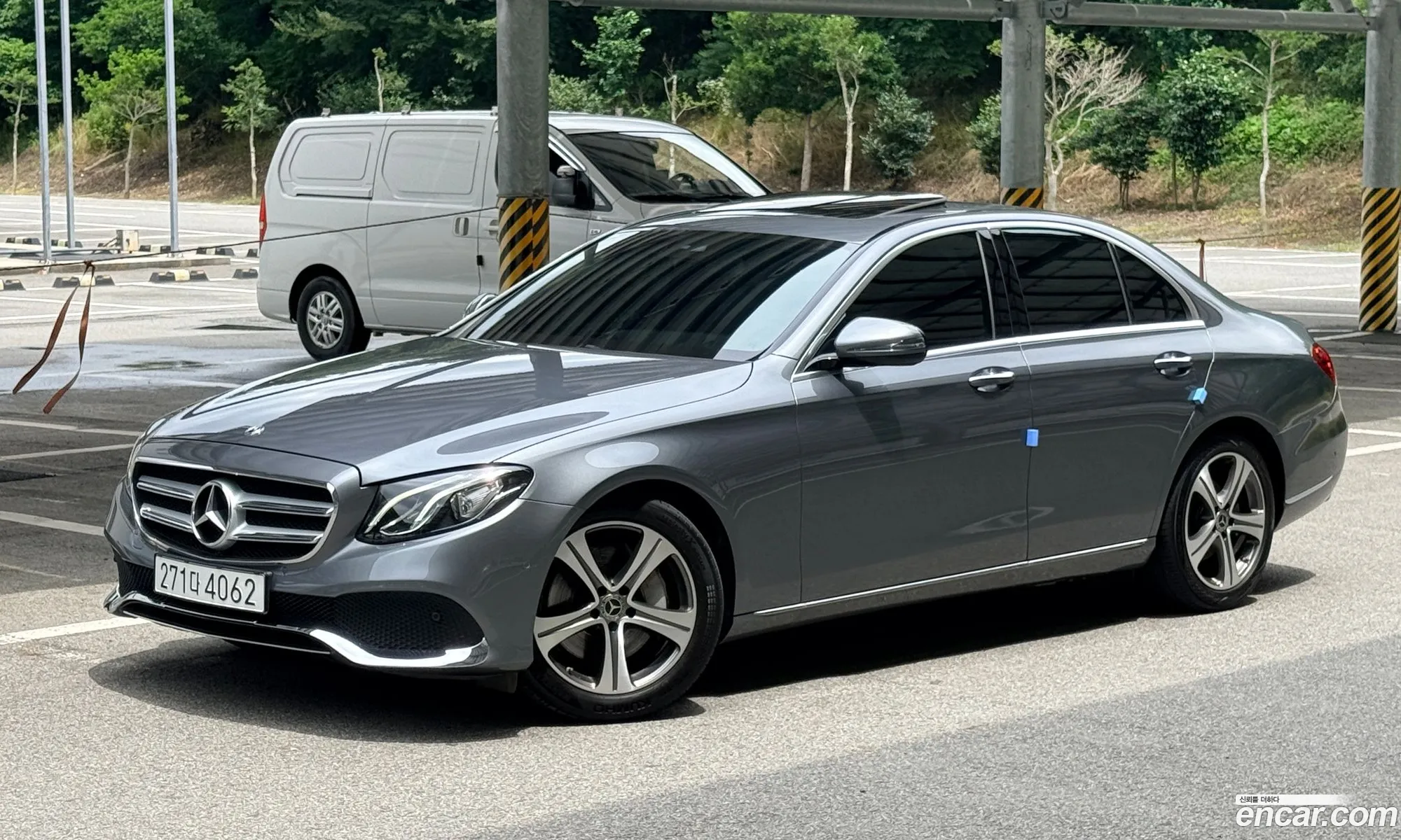 Mercedes-Benz E-Class W213 2019 — 14