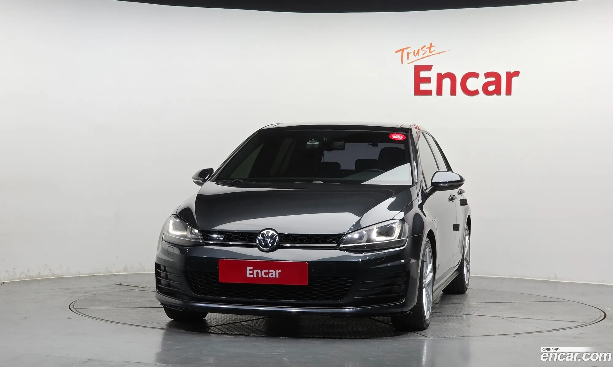 Volkswagen Golf 7th Gen 2014 — 2