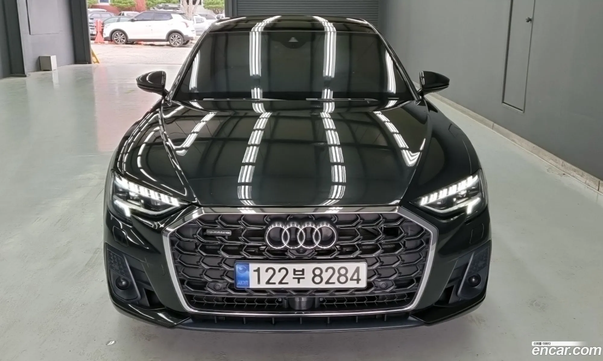 Audi A8 2023 — 2