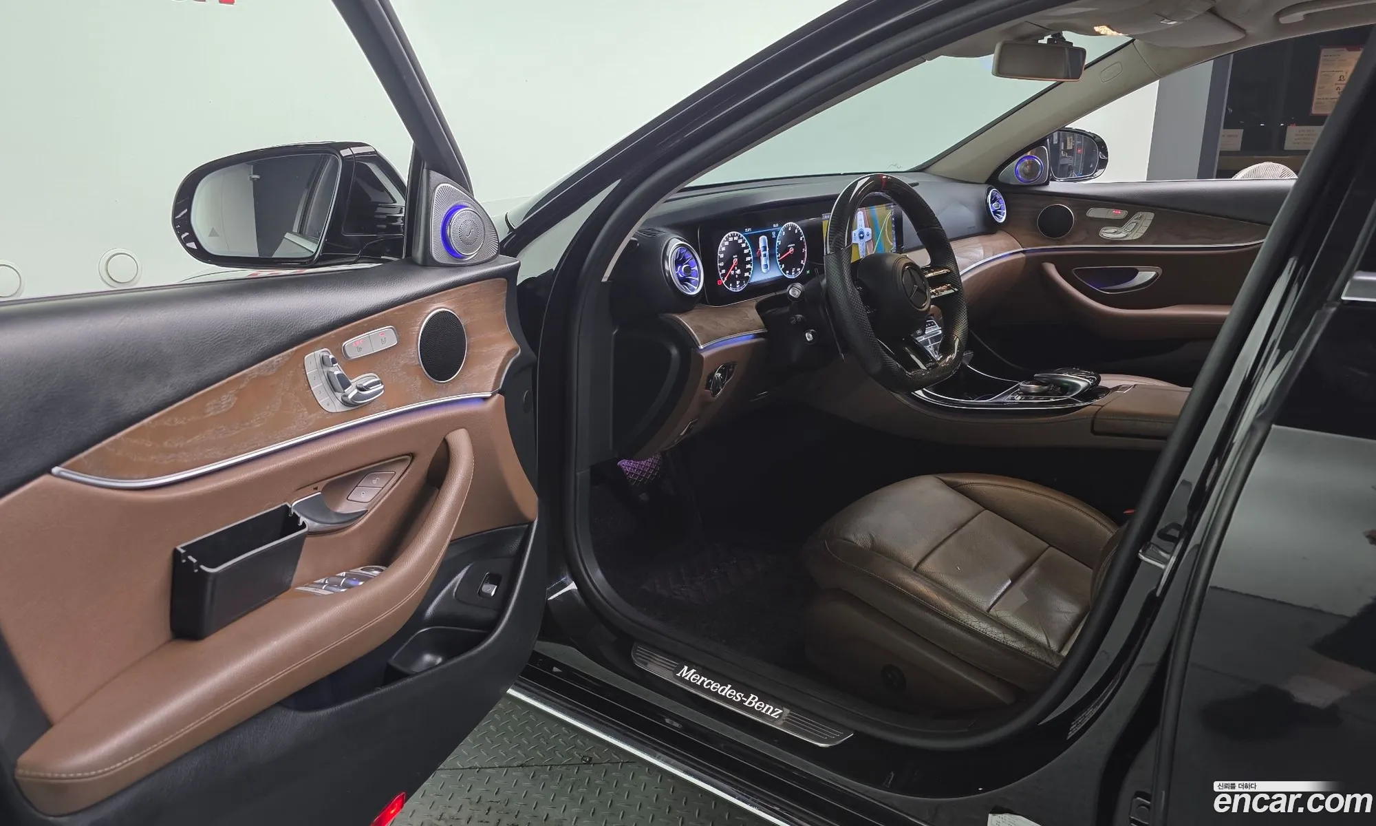 Mercedes-Benz E-Class W213 2017 — 14