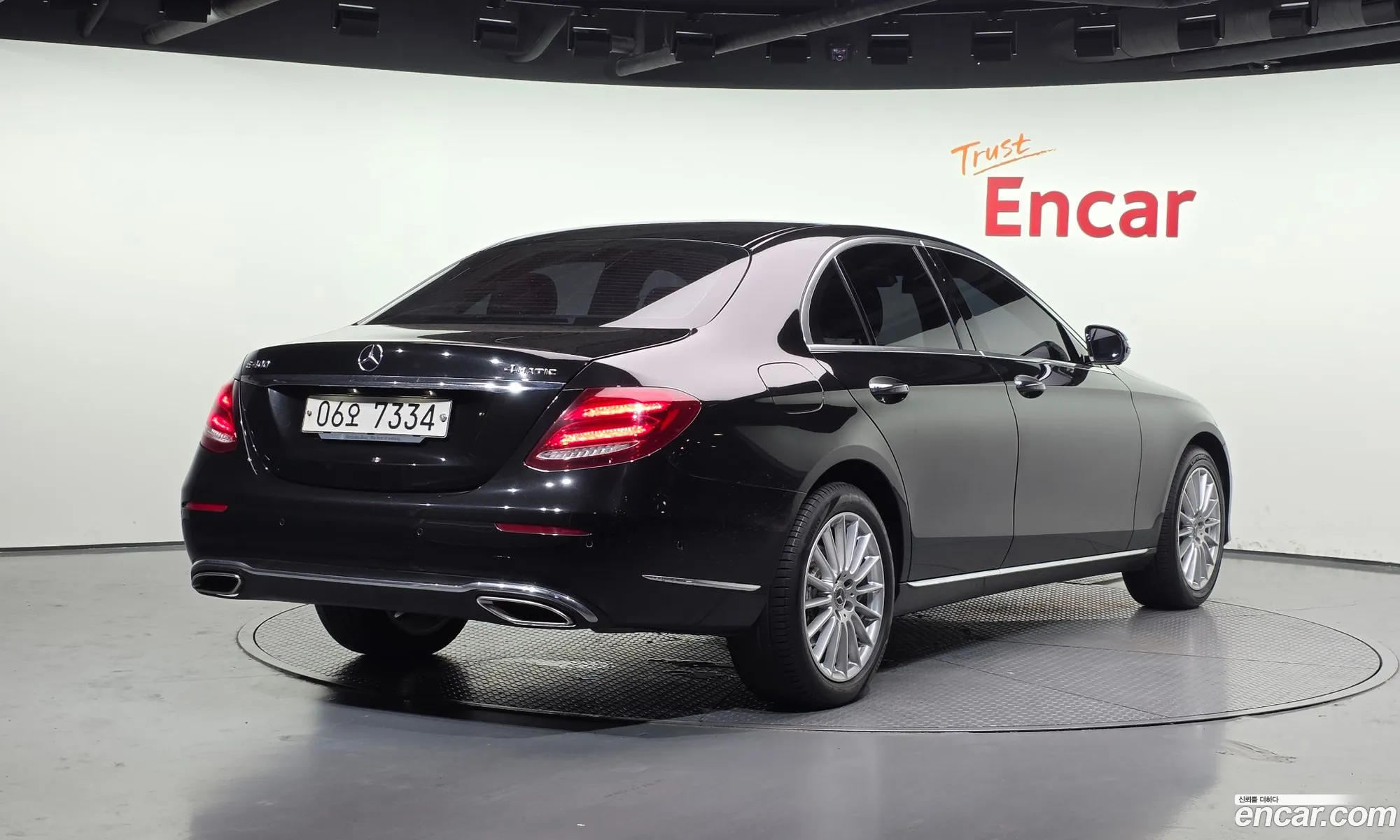 Mercedes-Benz E-Class W213 2017 — 17