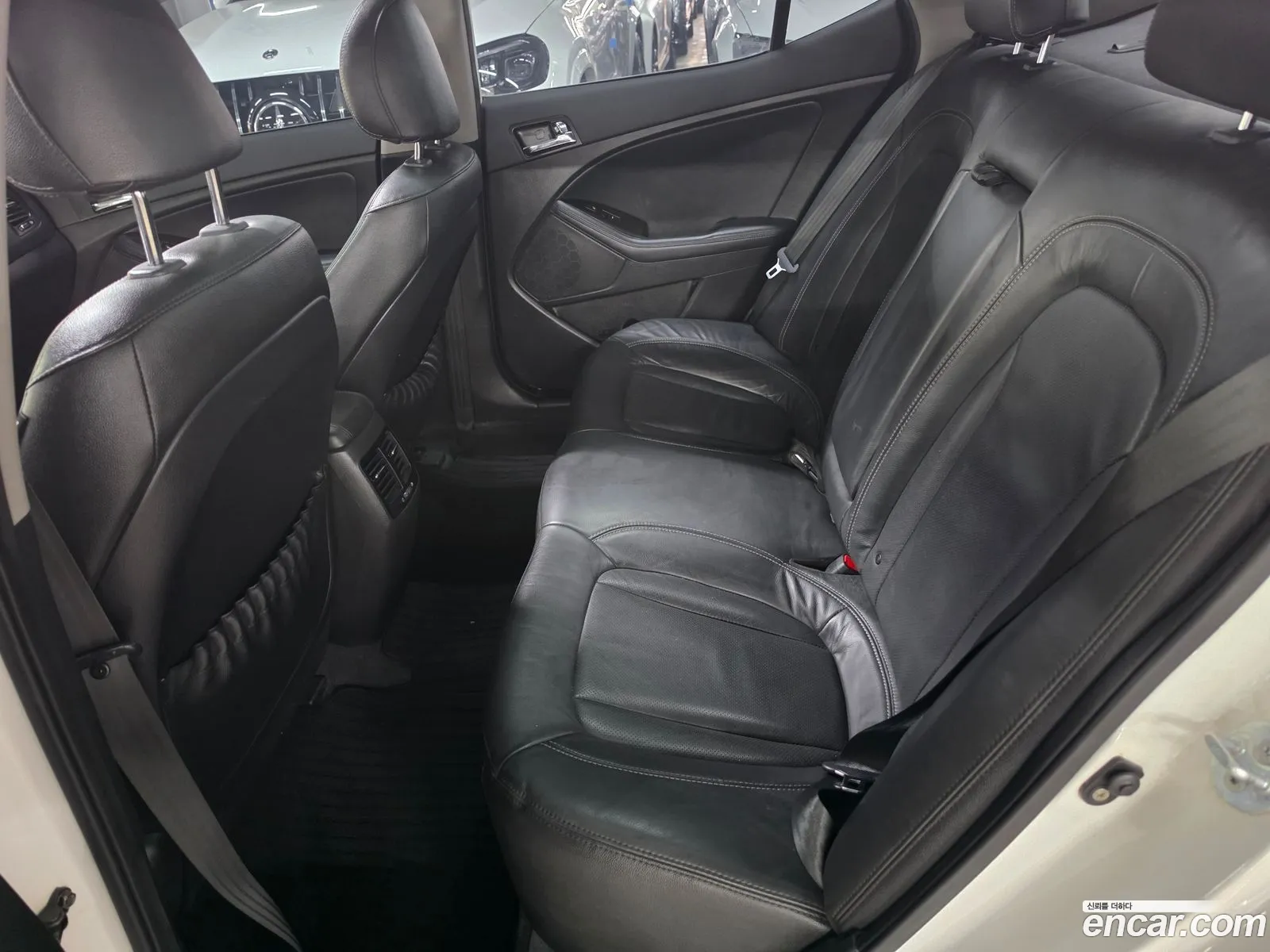 Kia K5 2010 — 3