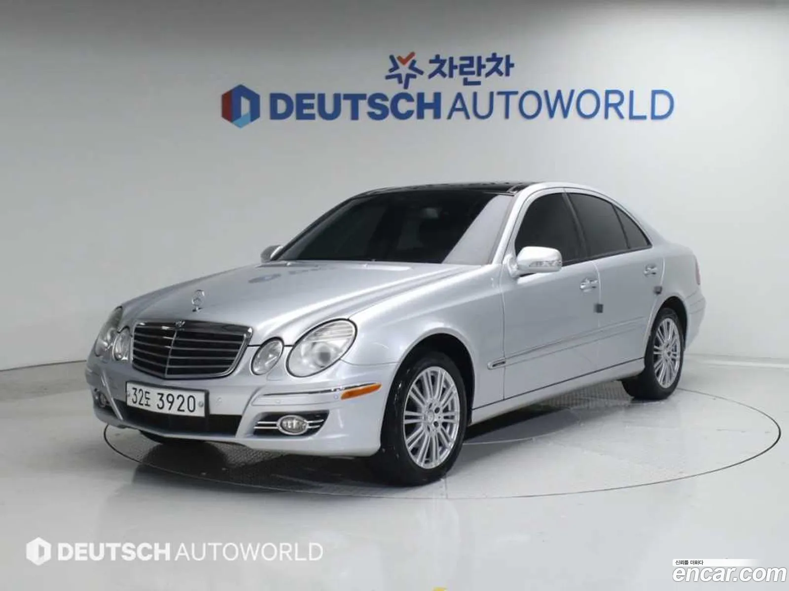 Mercedes-Benz E-Class W211 2009 — 18