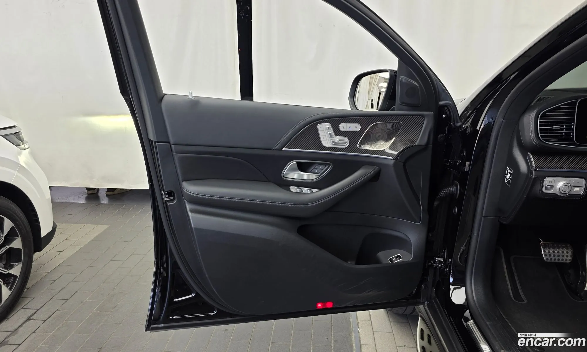 Mercedes-Benz GLE-Class W167 2024 — 12