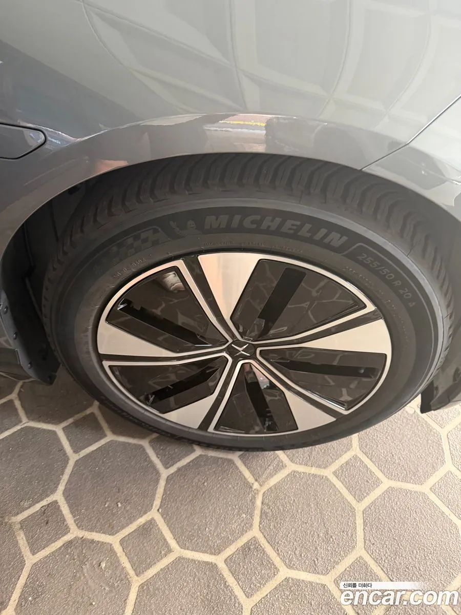 Polestar Polestar 4 2025 — 7