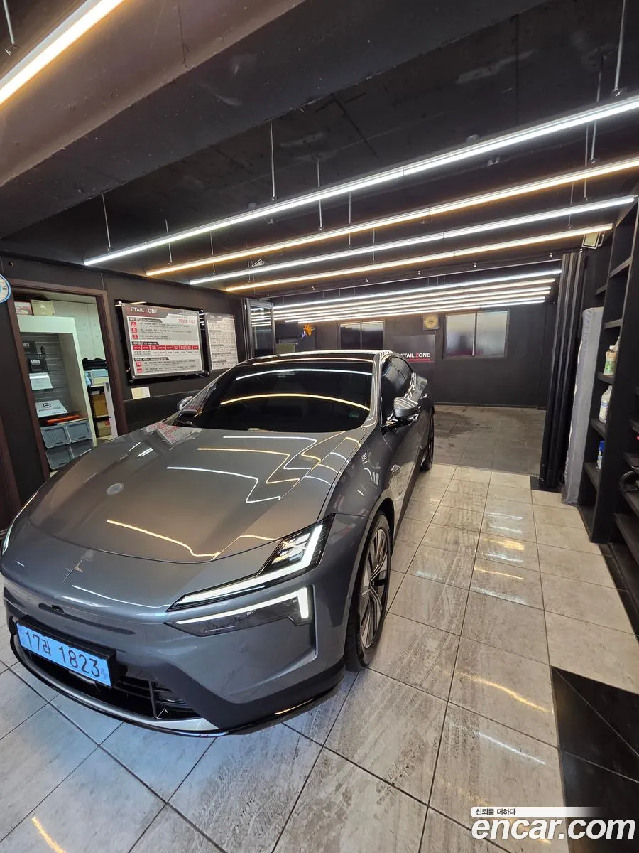 Polestar Polestar 4 2025 — 8