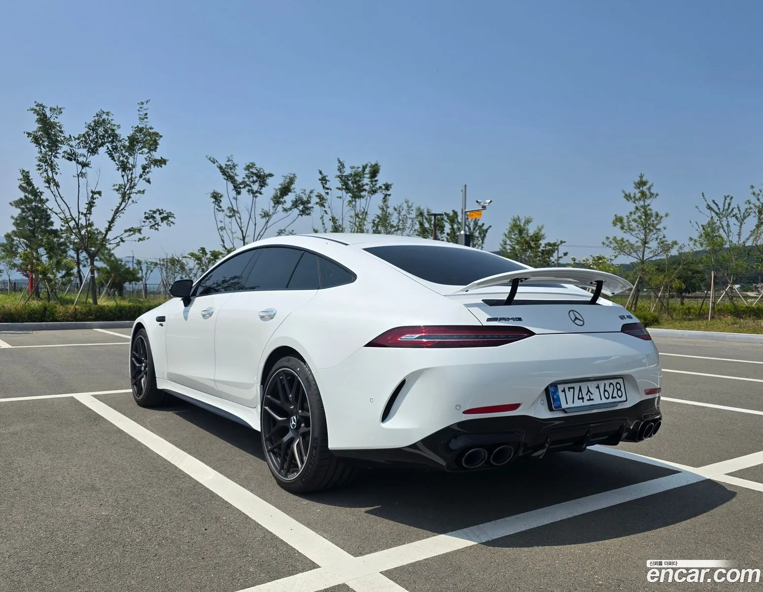 Mercedes-Benz AMG GT 2024 — 8