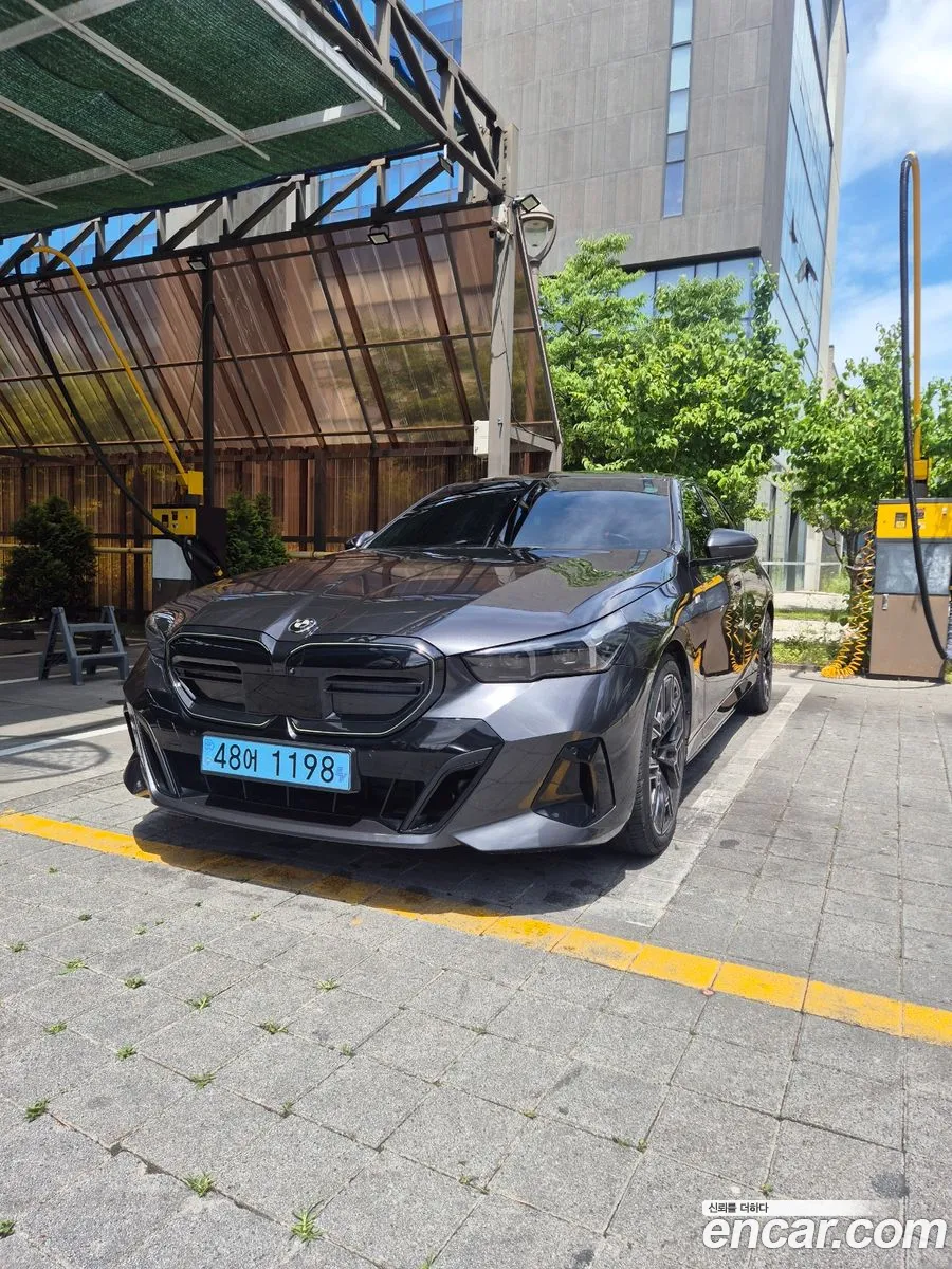 BMW i5 2023 — 11