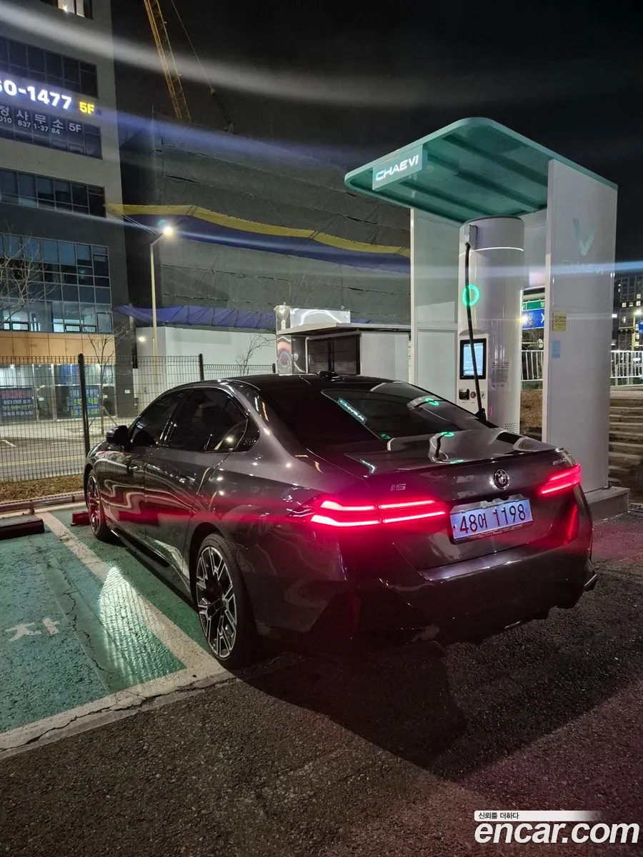 BMW i5 2023 — 5