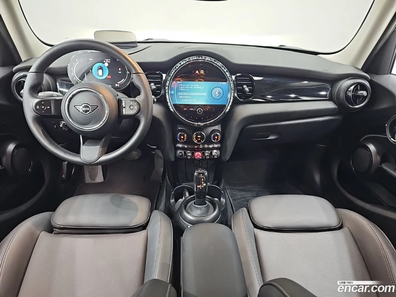 Mini Cooper 2023 — 2