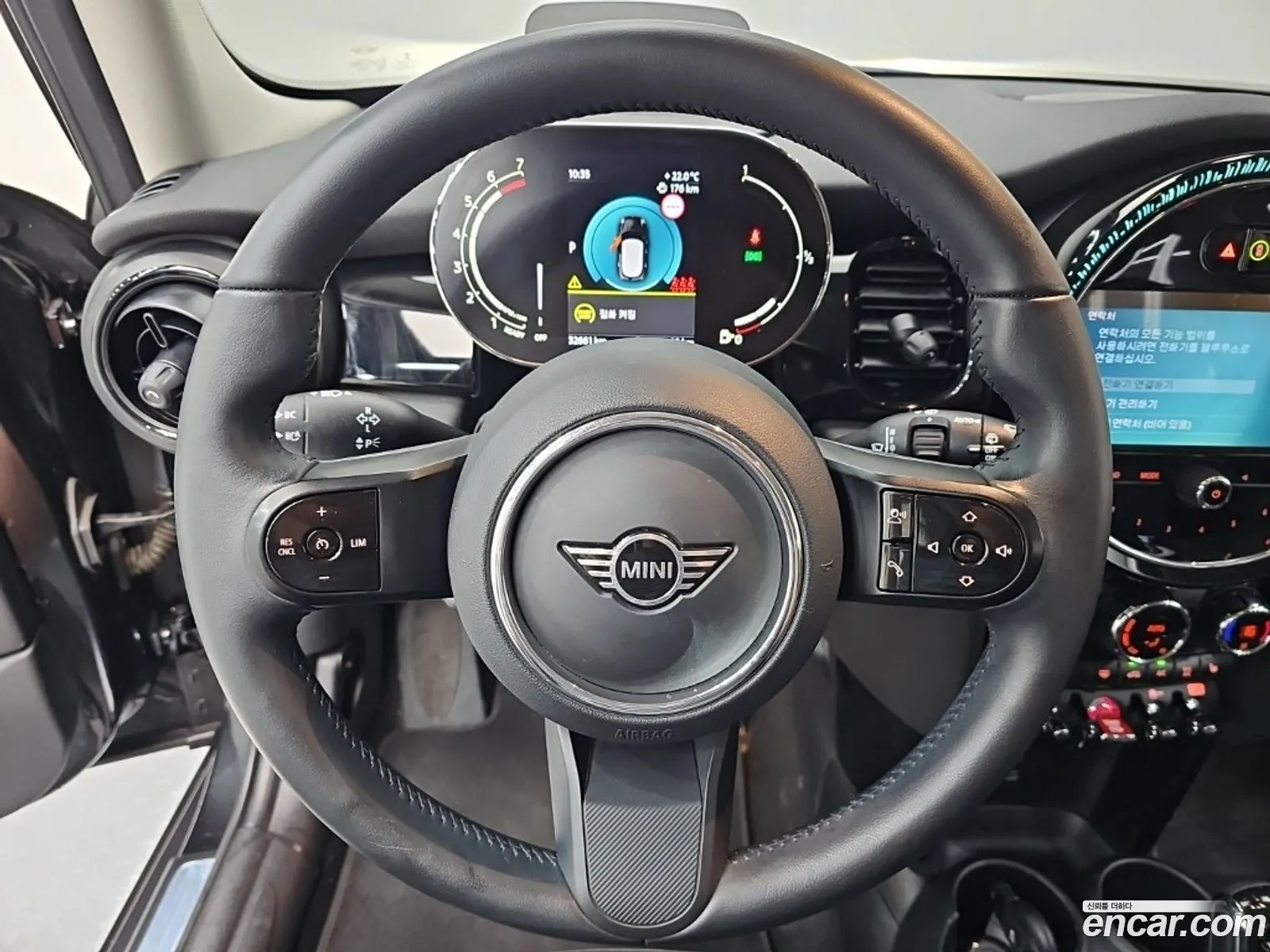Mini Cooper 2023 — 9