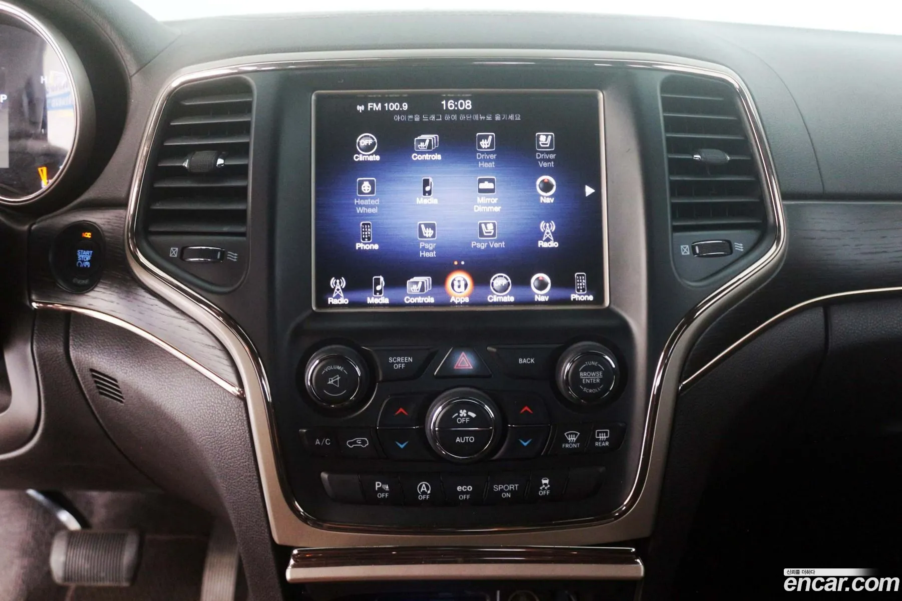 Jeep Grand Cherokee 2016 — 17