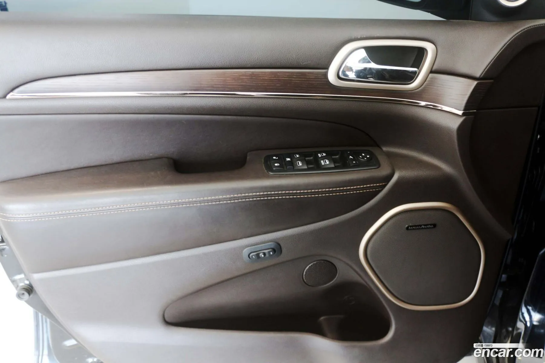 Jeep Grand Cherokee 2016 — 4