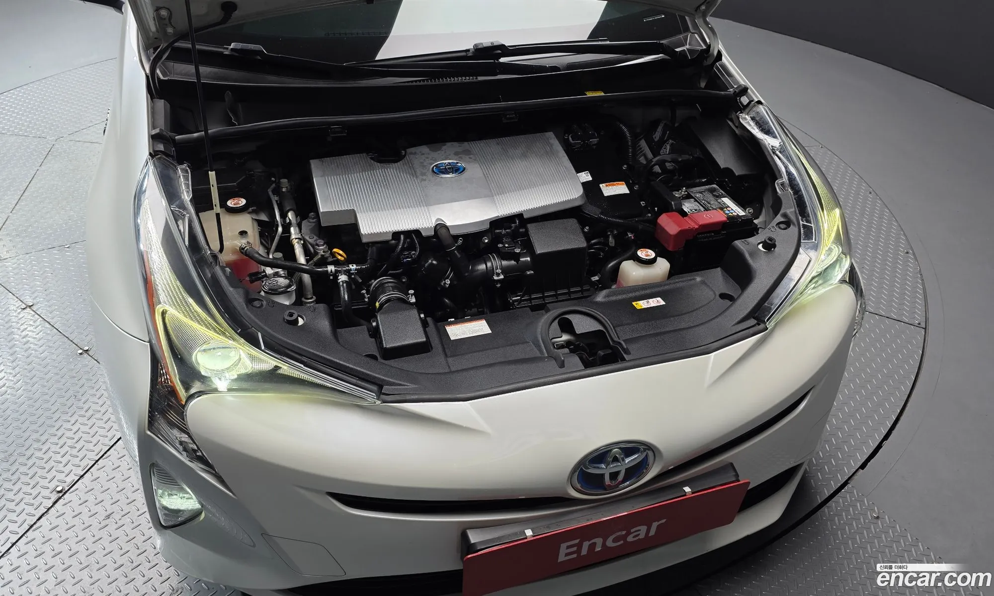 Toyota Prius 2018 JTDKBRFUXJ3600929 — 8