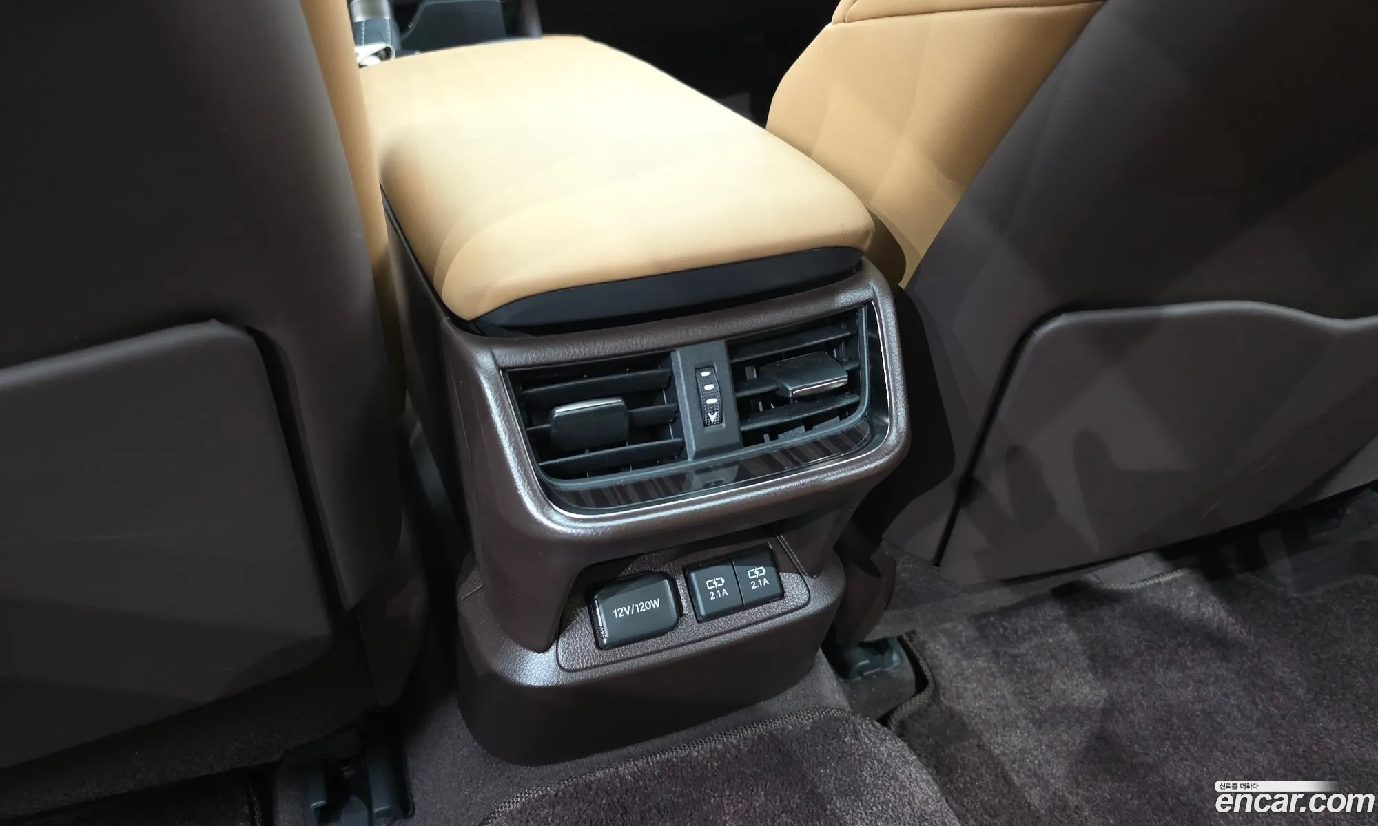 Lexus ES300h 7th Gen 2020 — 14