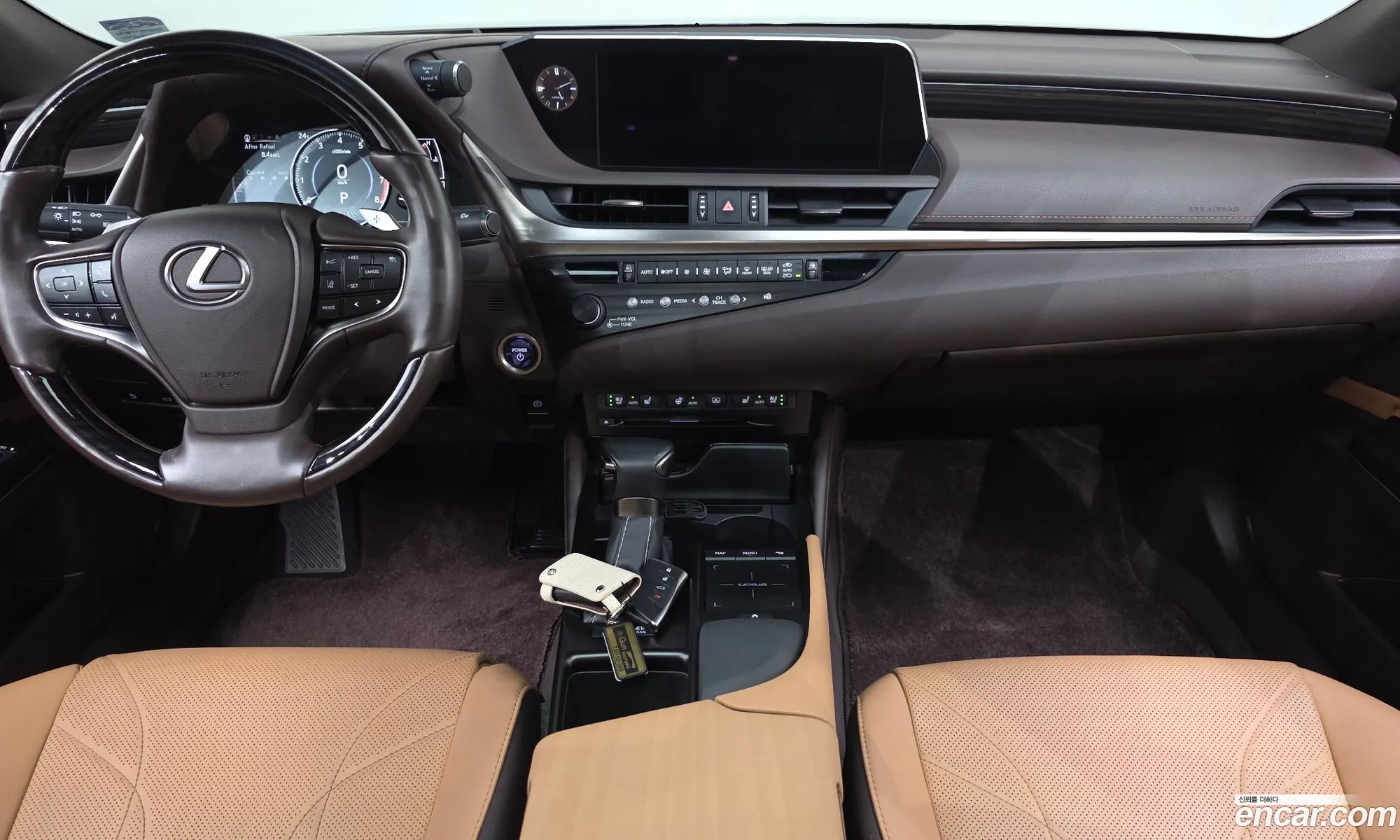 Lexus ES300h 7th Gen 2020 — 12