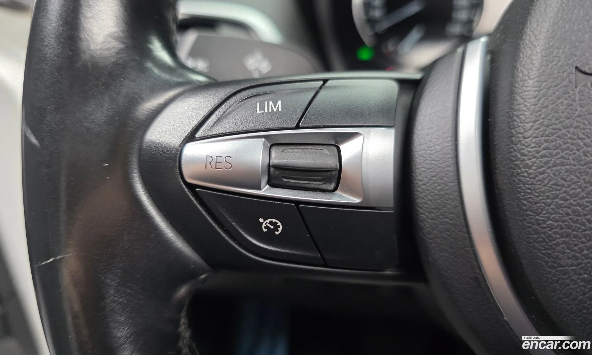 BMW 1 Series 2017 WBA1S510XJ5K36103 — 11