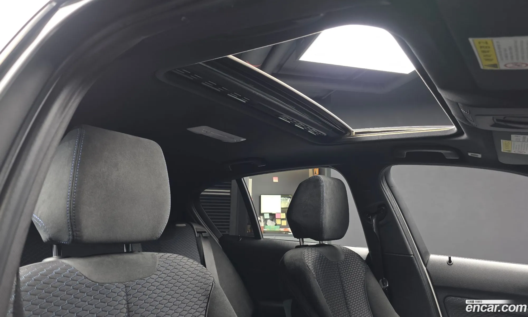 BMW 1 Series 2017 WBA1S510XJ5K36103 — 13
