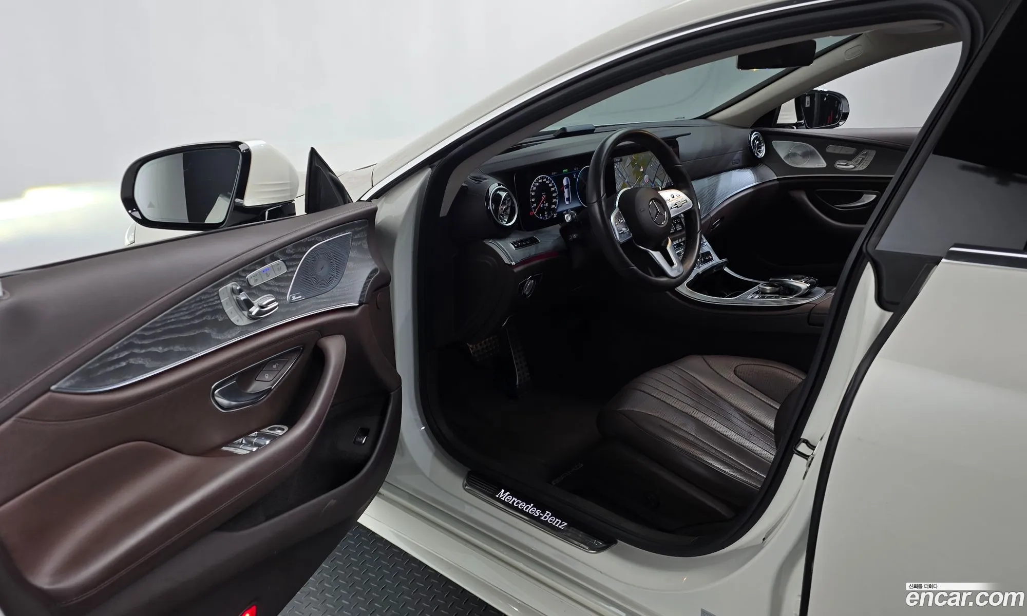 Mercedes-Benz CLS-Class C257 2020 — 23