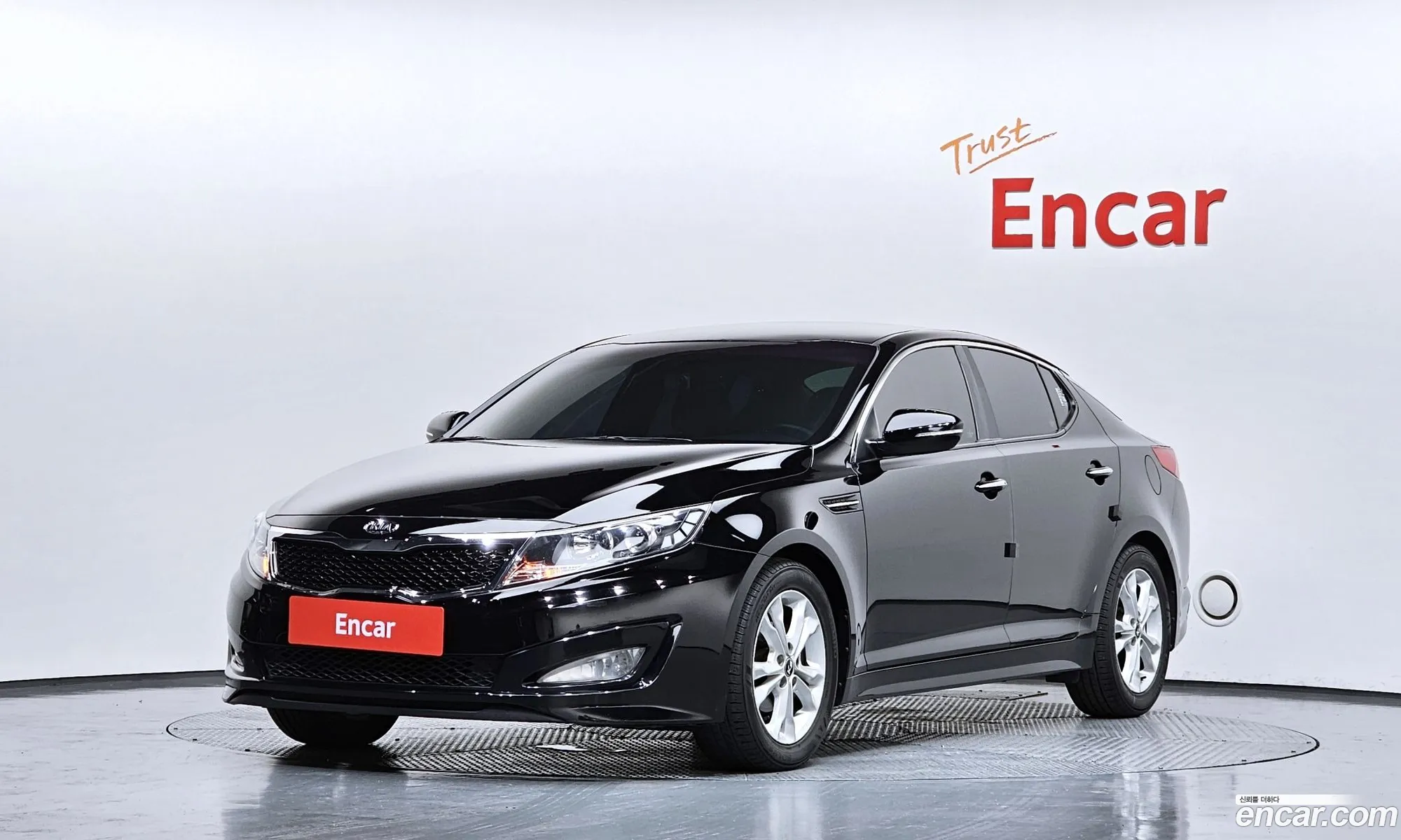 Kia K5 2010 — 2