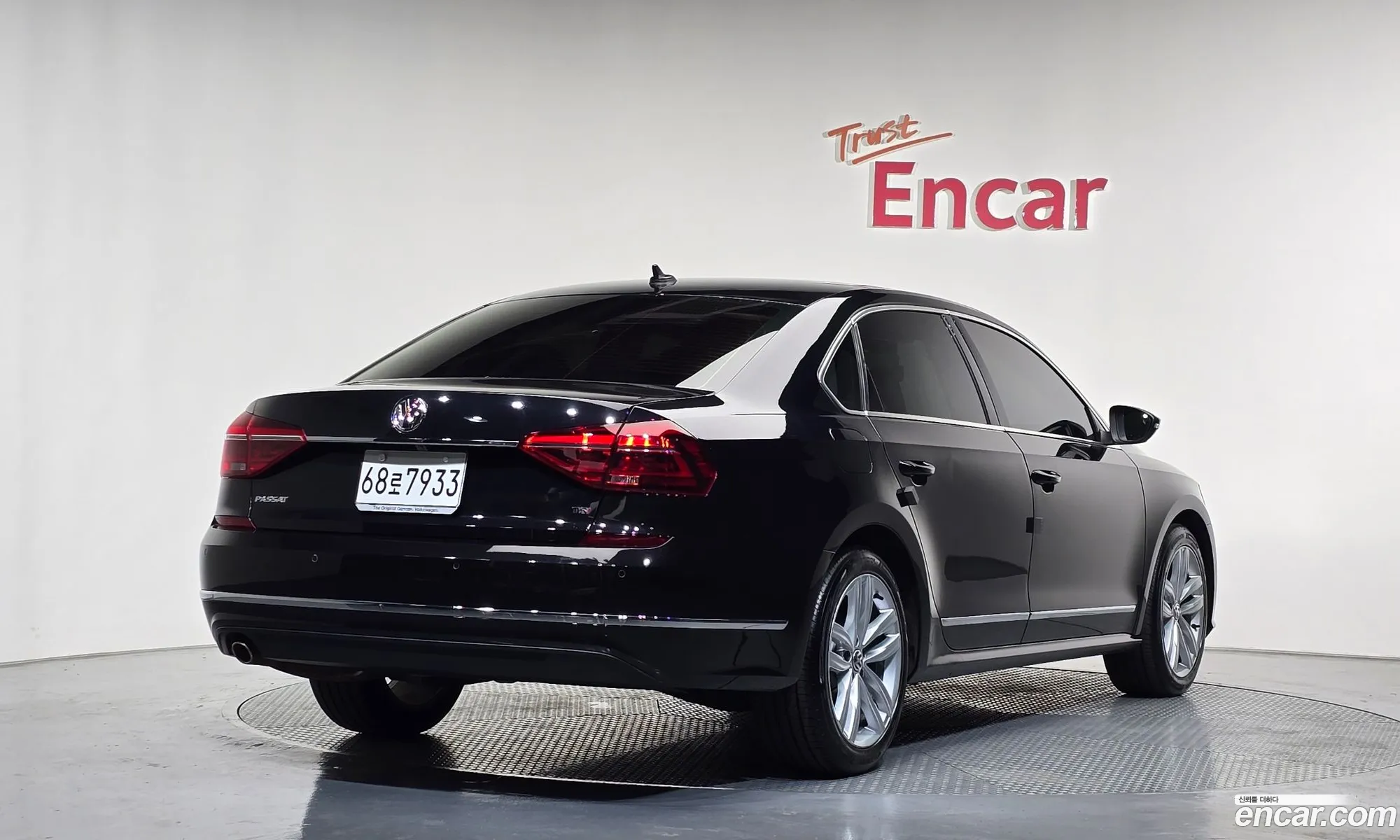 Volkswagen Passat 2018 — 16