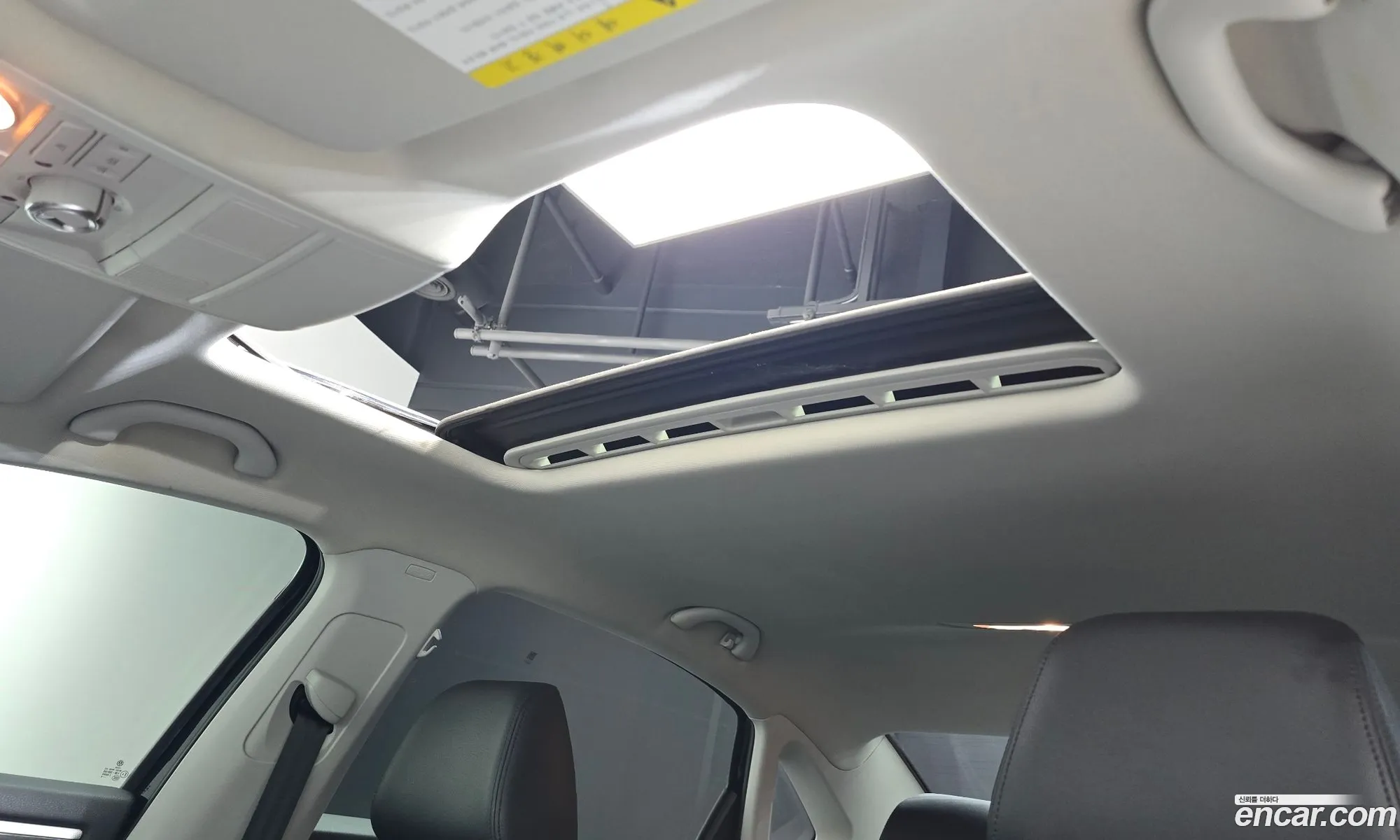 Volkswagen Passat 2018 — 12