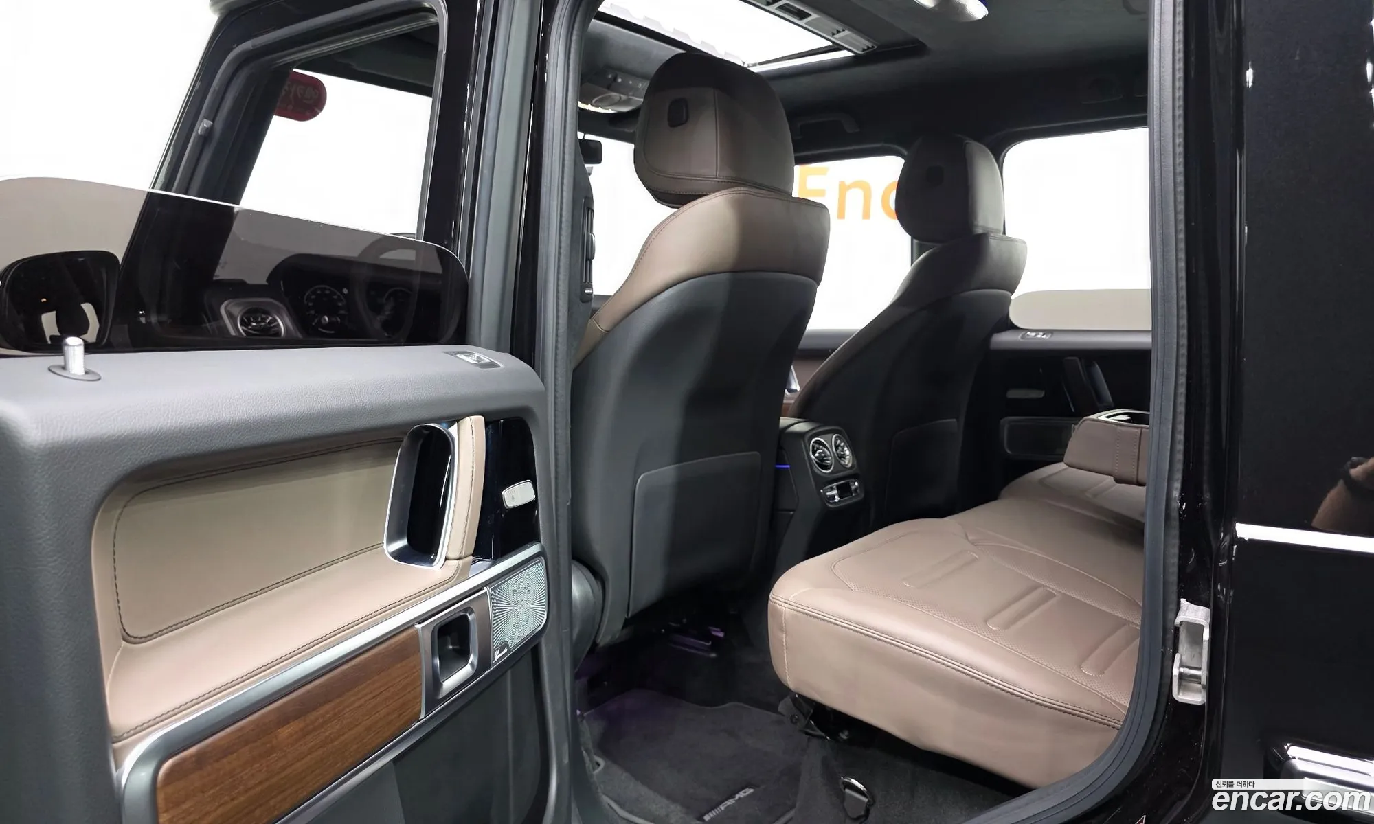 Mercedes-Benz G-Class W465 2025 — 27
