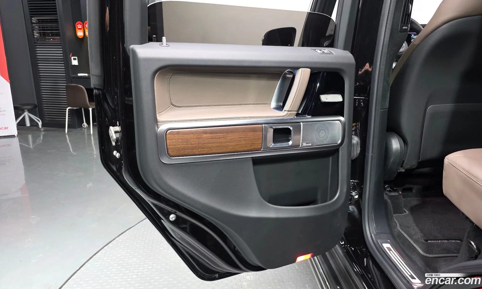 Mercedes-Benz G-Class W465 2025 — 19