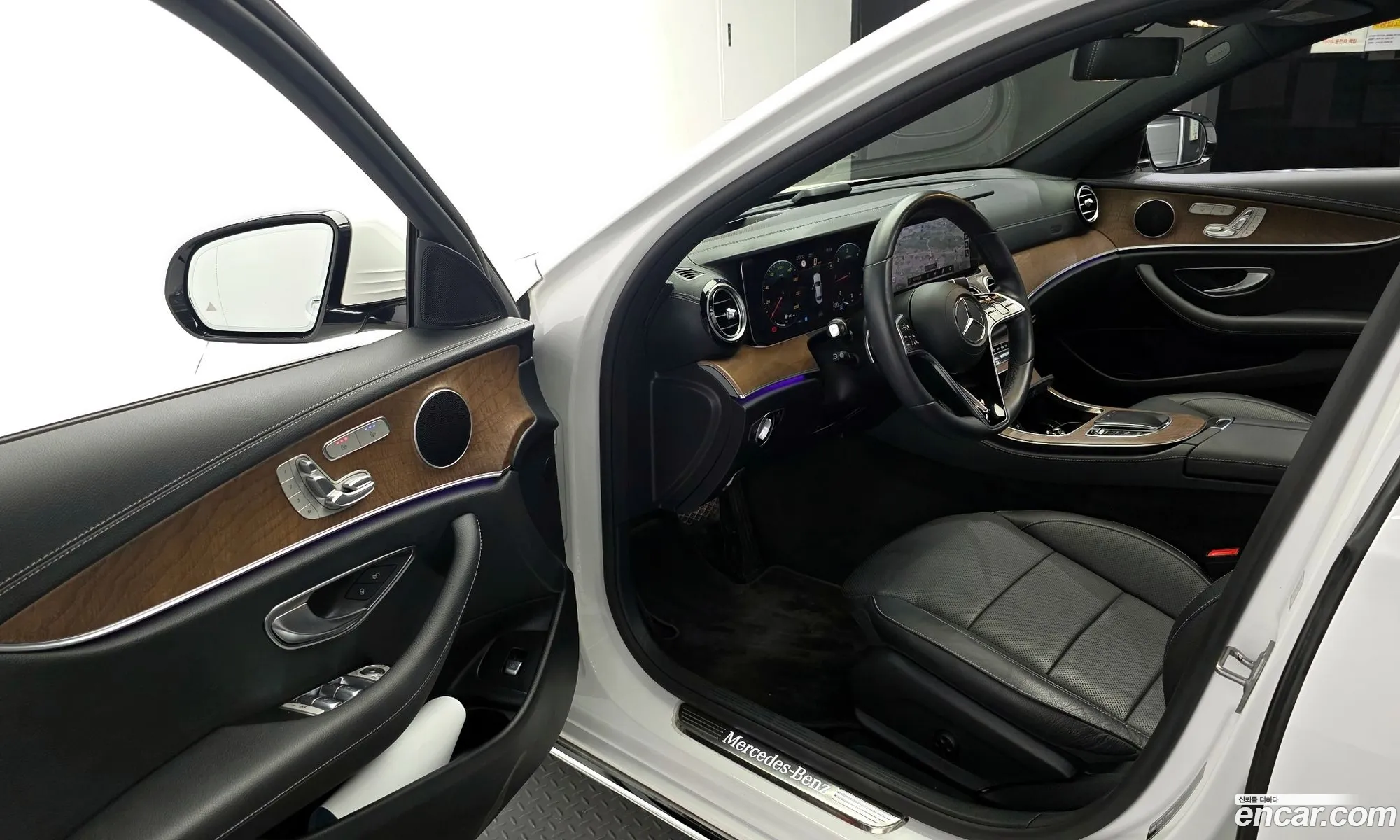 Mercedes-Benz E-Class W213 2021 W1KZF0FB8MA970425 — 16