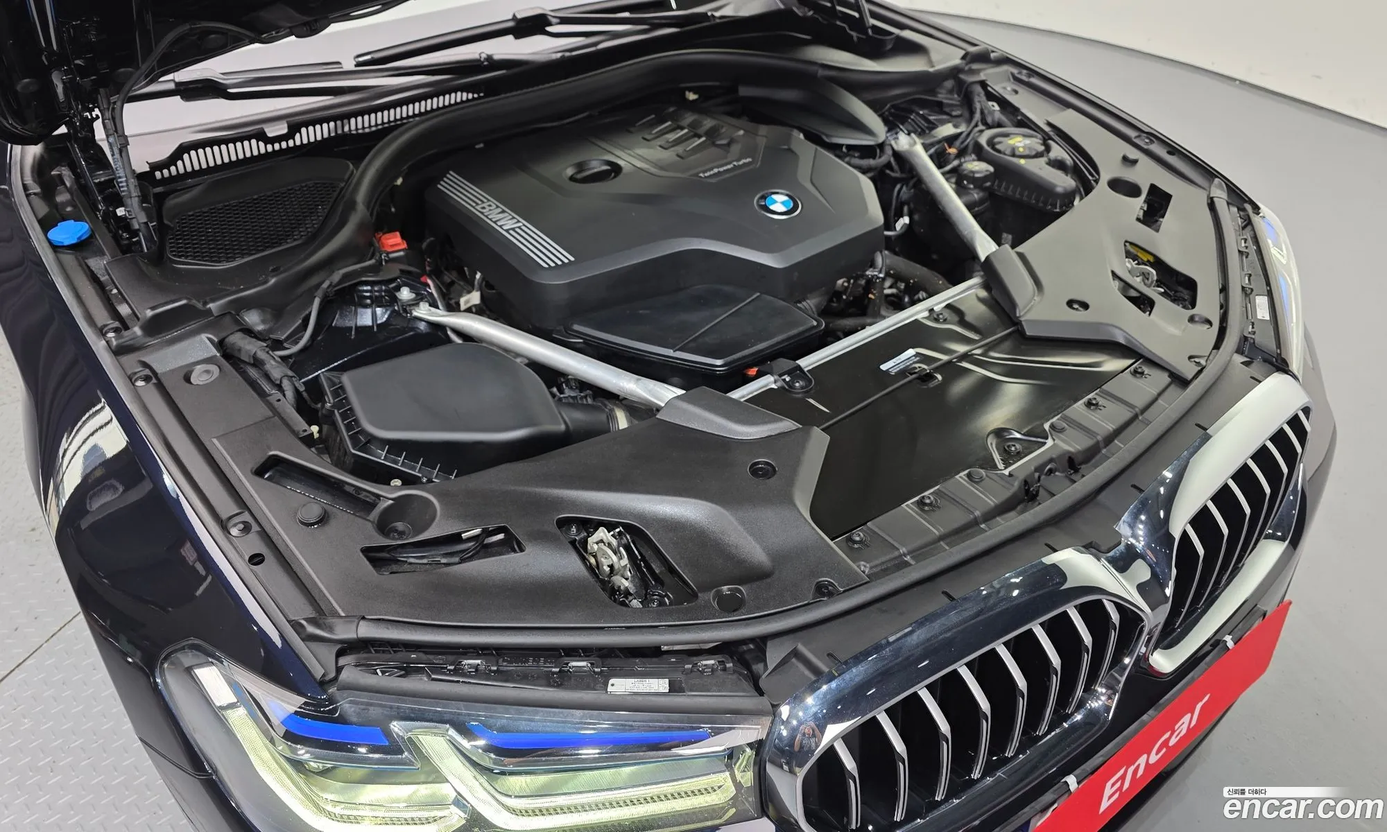 BMW 5 Series 2023 — 14