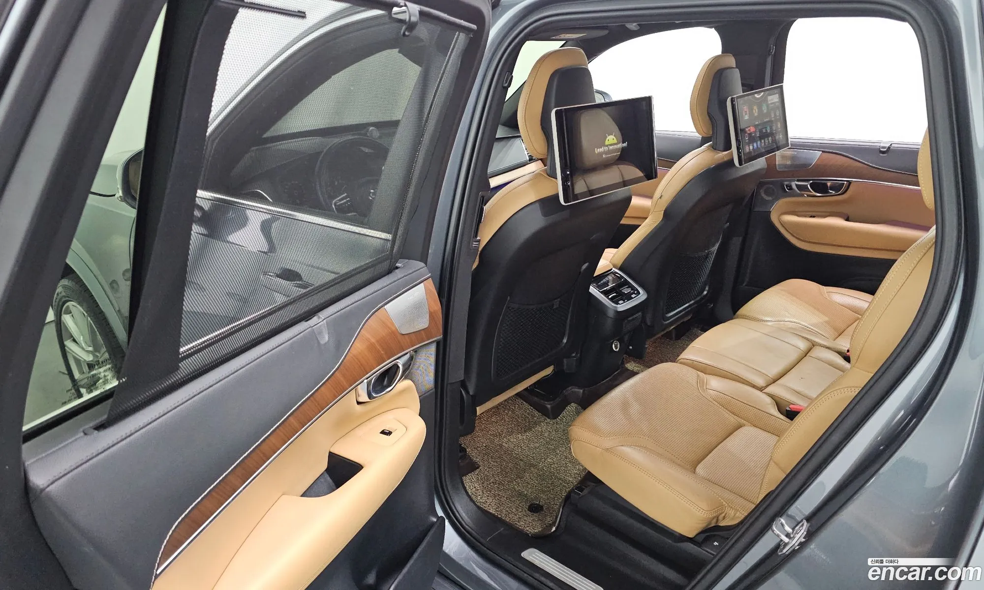 Volvo XC90 2018 YV1LF68TCJ1373603 — 20