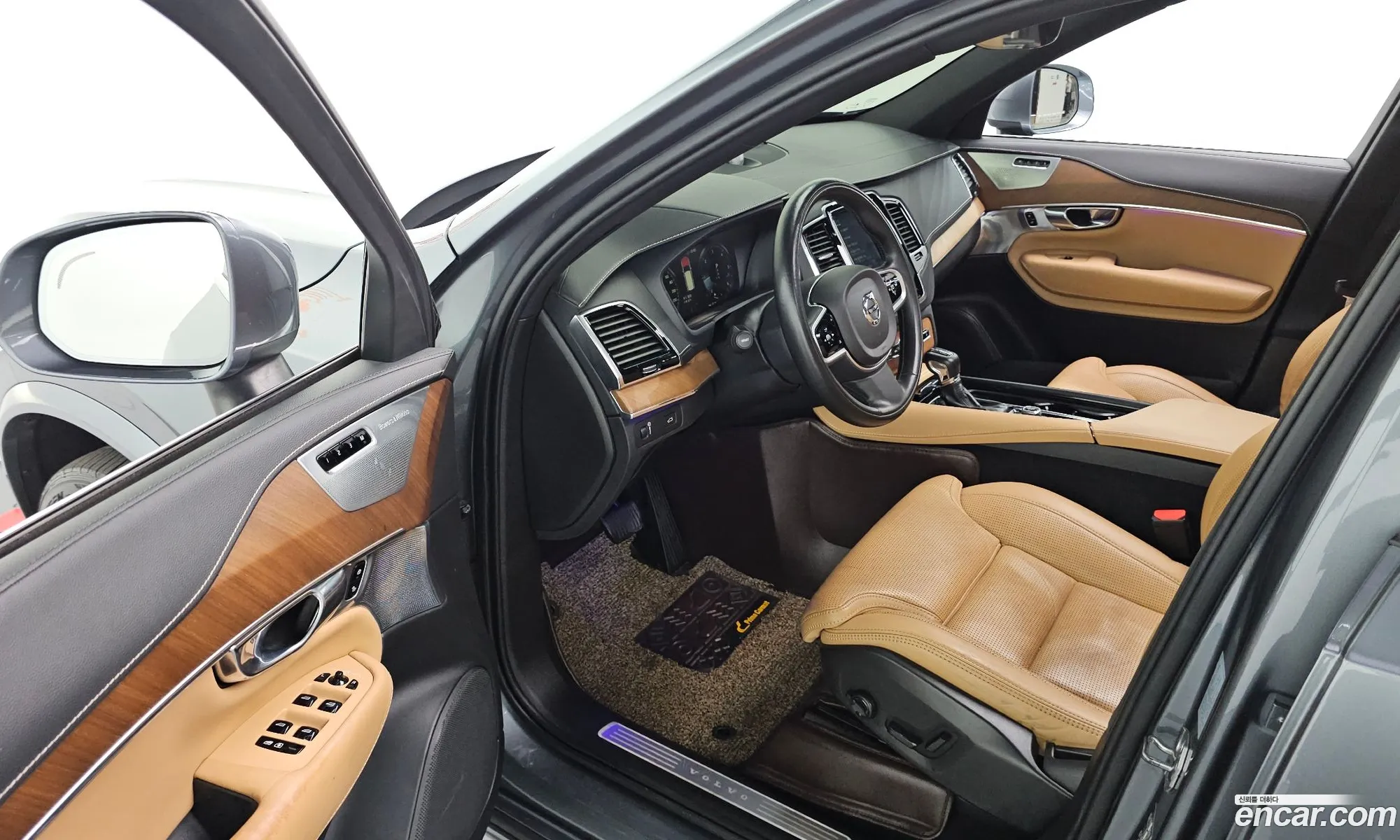 Volvo XC90 2018 YV1LF68TCJ1373603 — 13