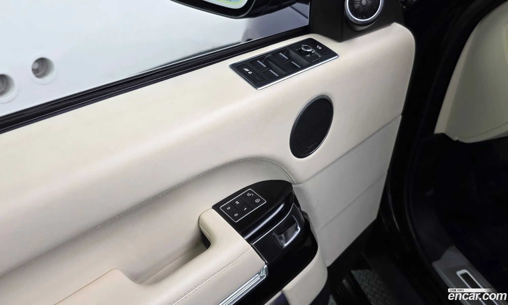 Land Rover Range Rover 2015 SALGA2EF1FA231893 — 20