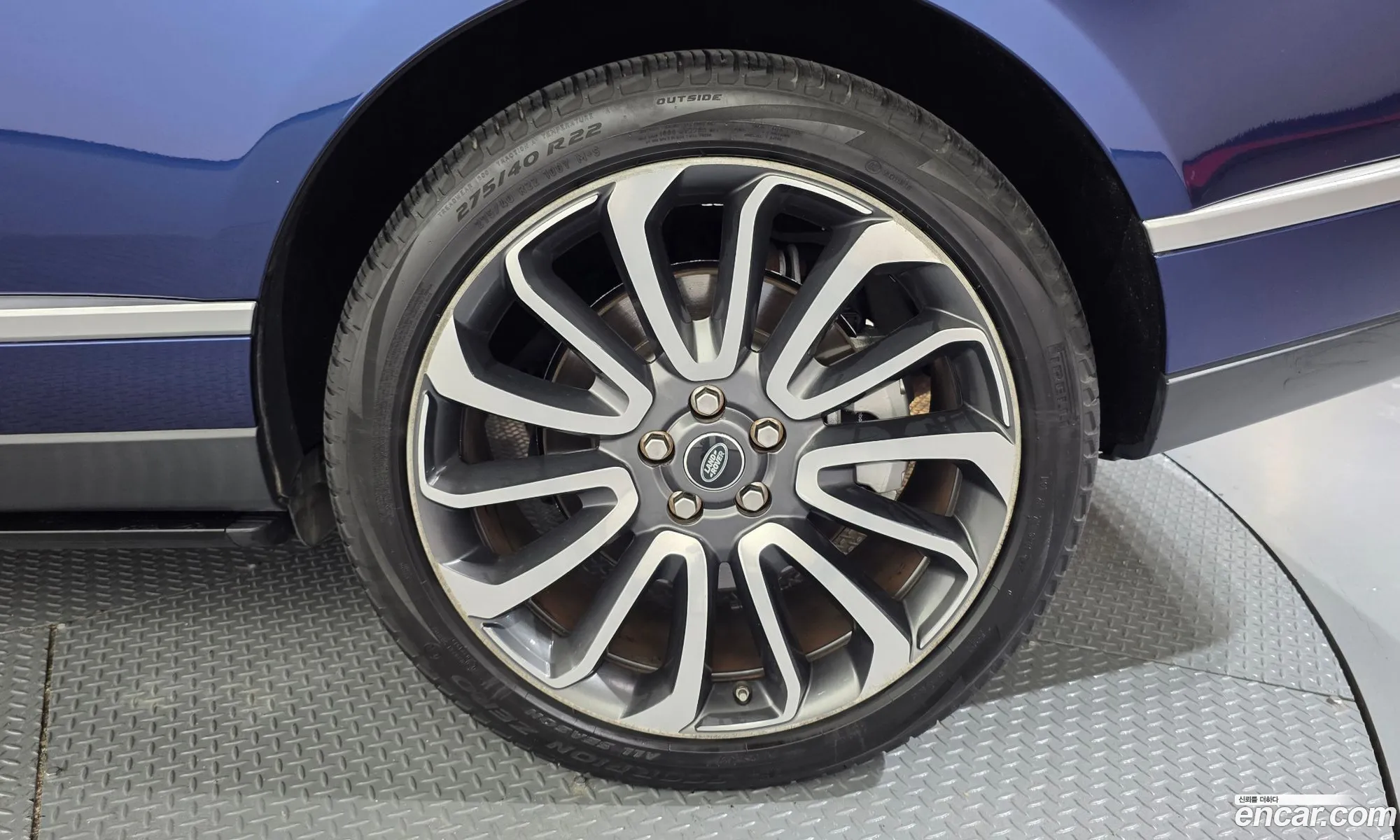Land Rover Range Rover 2015 SALGA2EF1FA231893 — 36