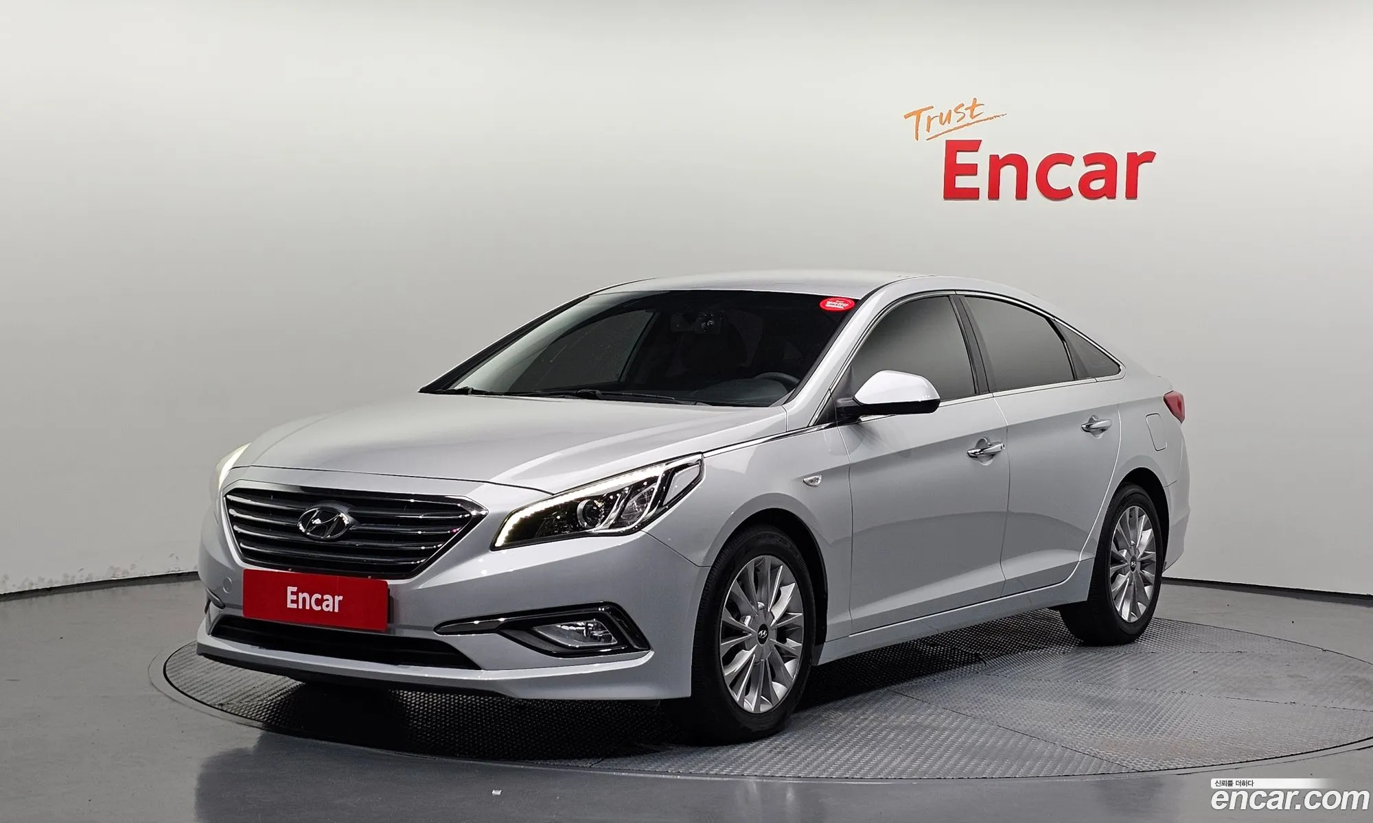 Hyundai LF Sonata 2016 — 2